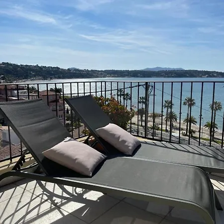 : Tres Bel Avec Grande Terrasse Et Vue Exceptionnelle Sur דירה *