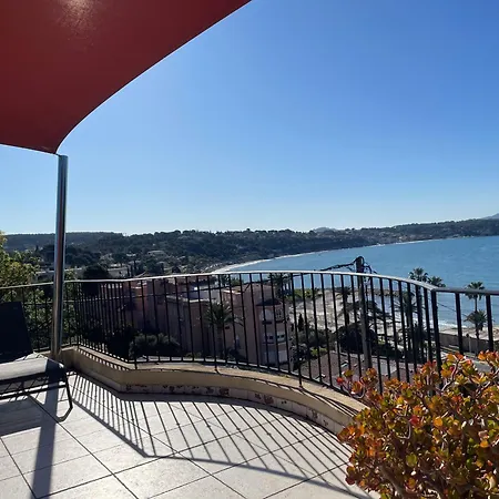: Tres Bel Avec Grande Terrasse Et Vue Exceptionnelle Sur דירה
